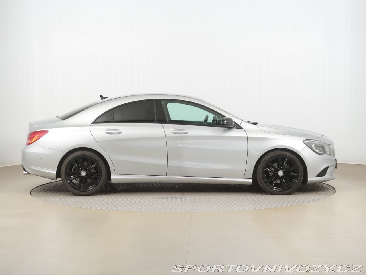 2013 Mercedes-Benz CLA - 6