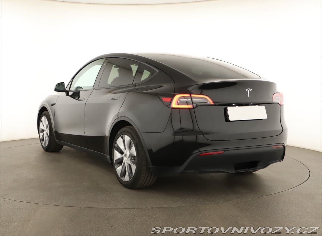2023 Tesla MODEL Y - 4