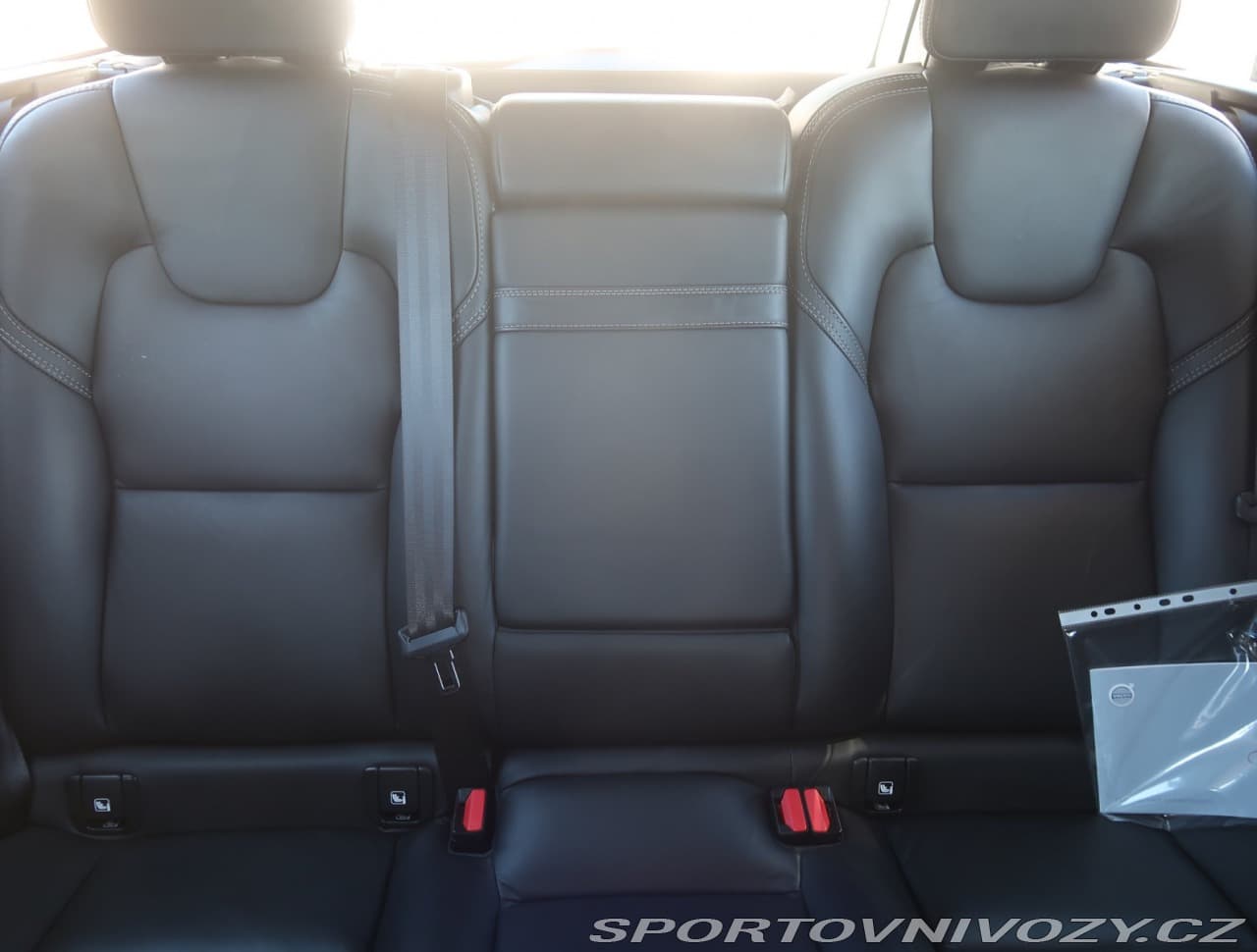 2019 Volvo V90 - 10