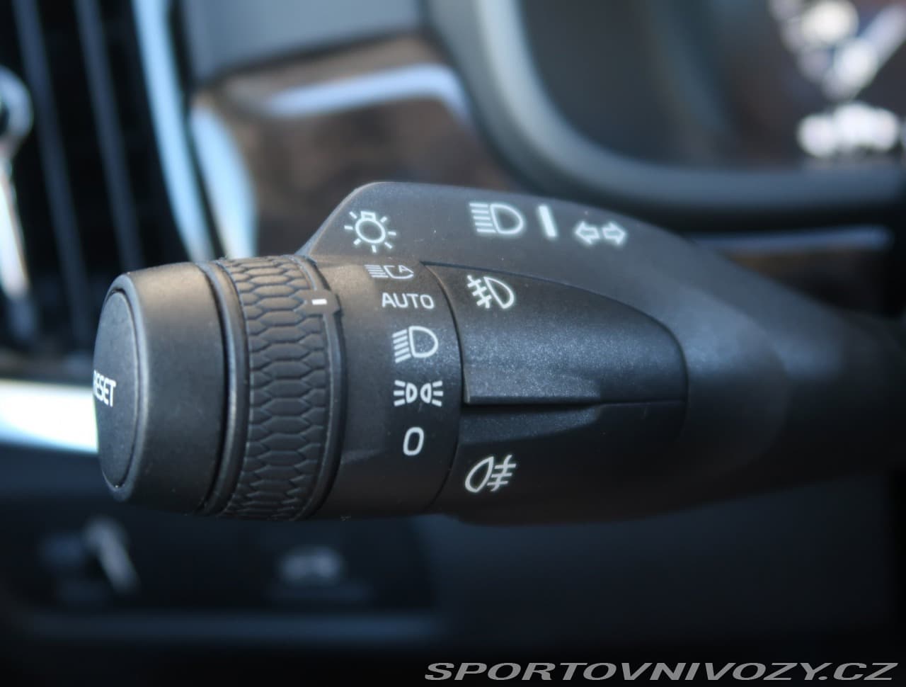 2019 Volvo V90 - 18