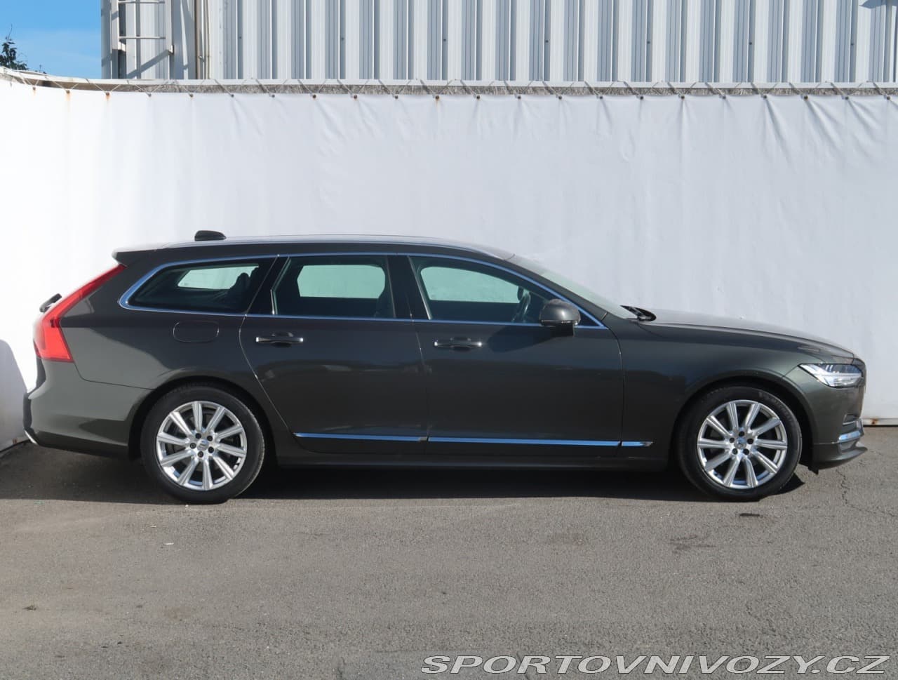 2019 Volvo V90 - 6