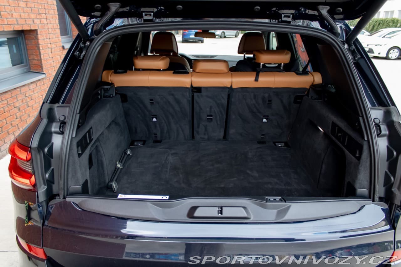 2020 BMW X5 - 13