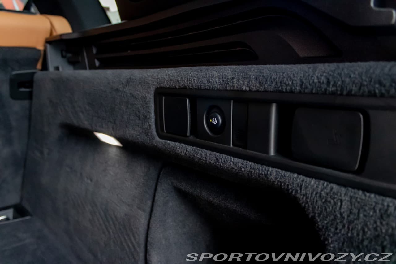 2020 BMW X5 - 15