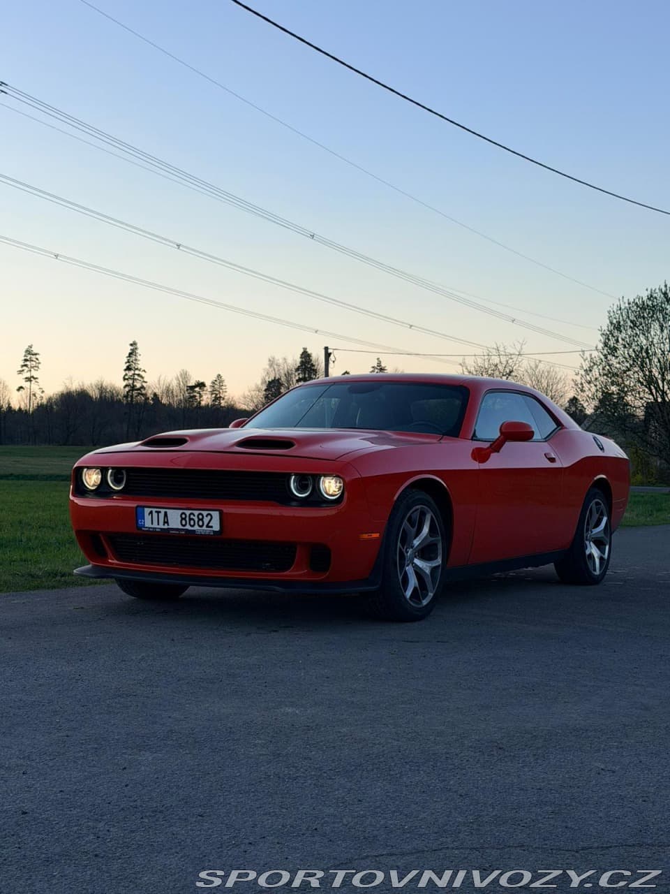 2016 Dodge CHALLENGER - 8