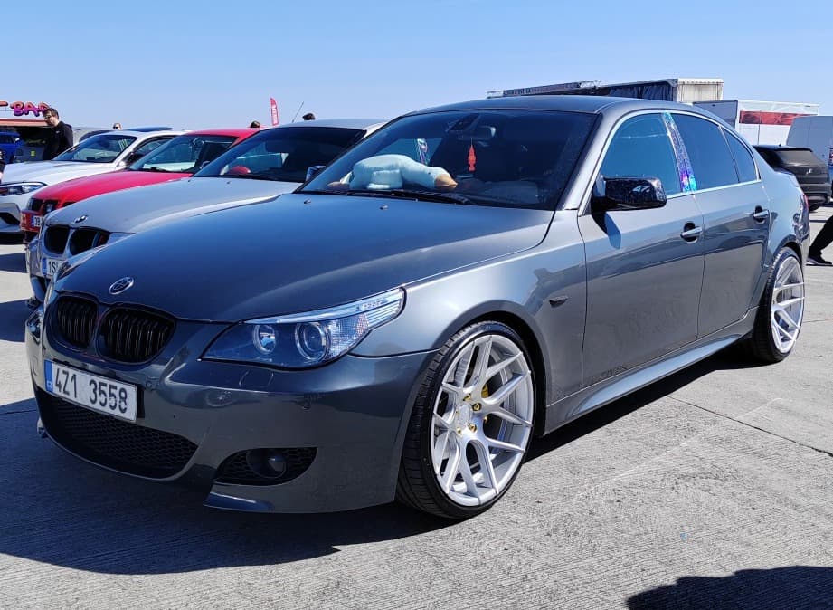 2005 BMW 5-SERIES - 35