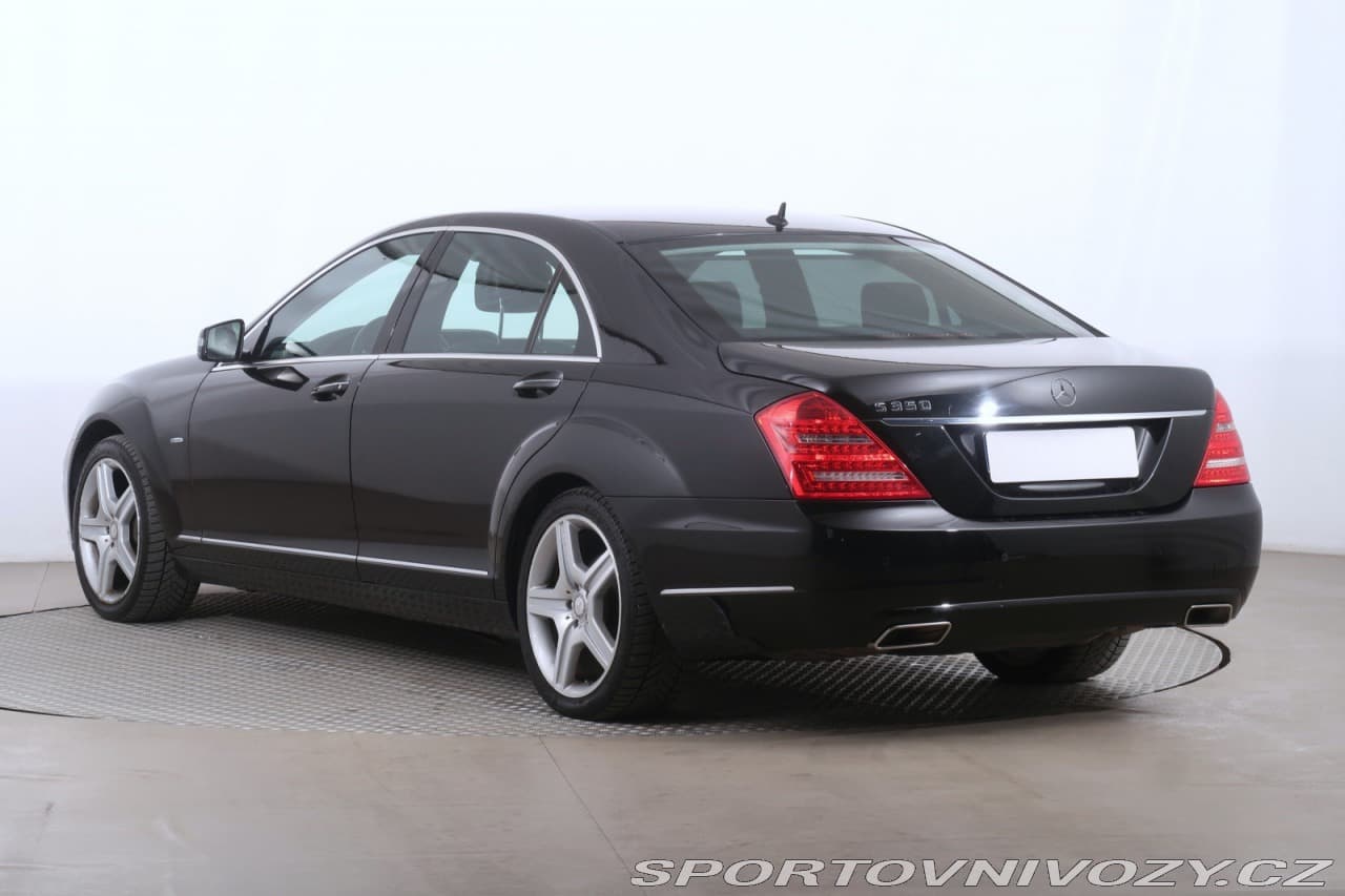 2011 Mercedes-Benz S-CLASS - 7