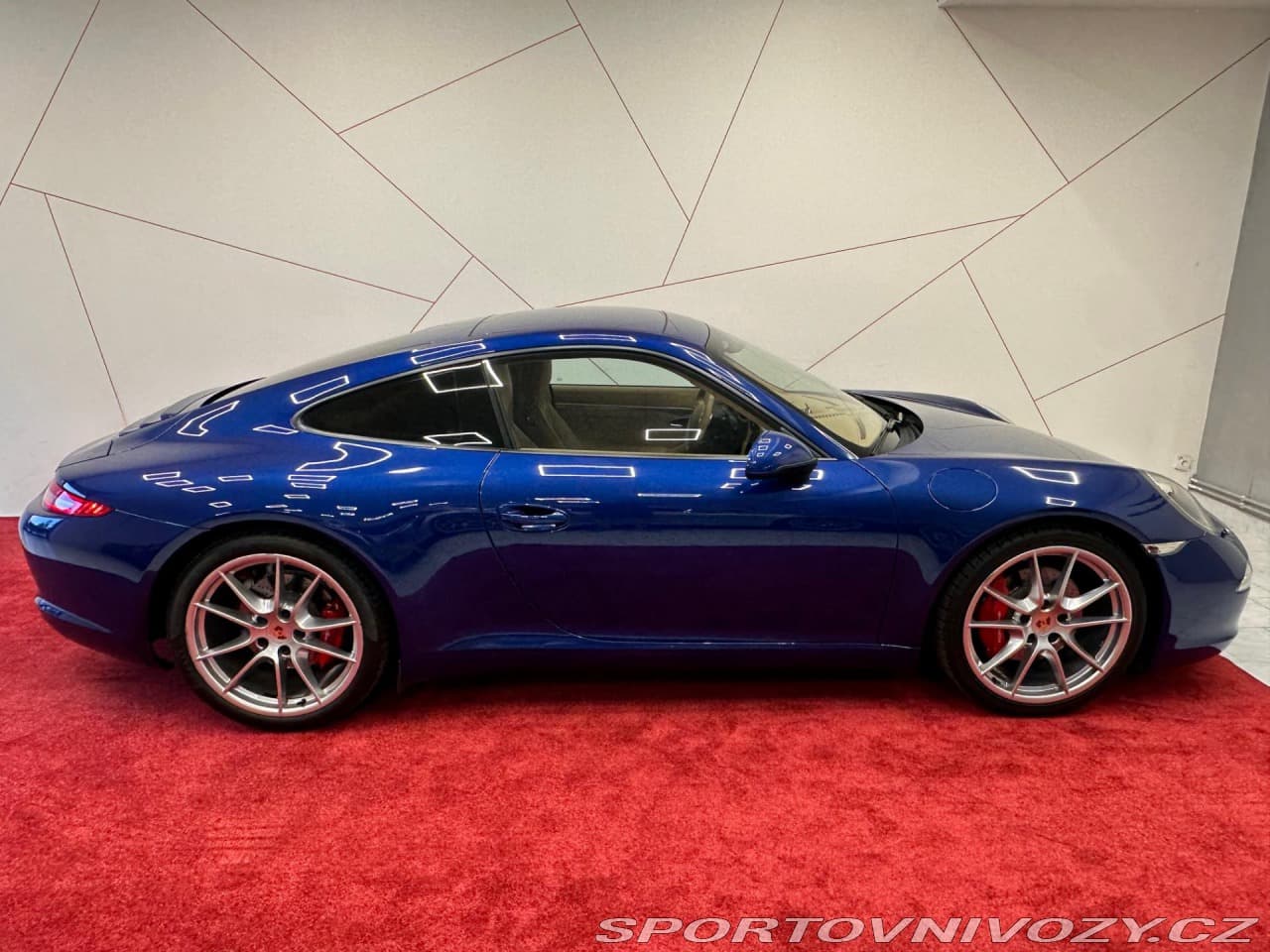 2012 Porsche 911 - 5