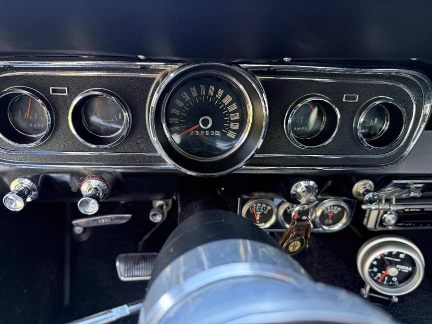 1966 Ford MUSTANG - 10