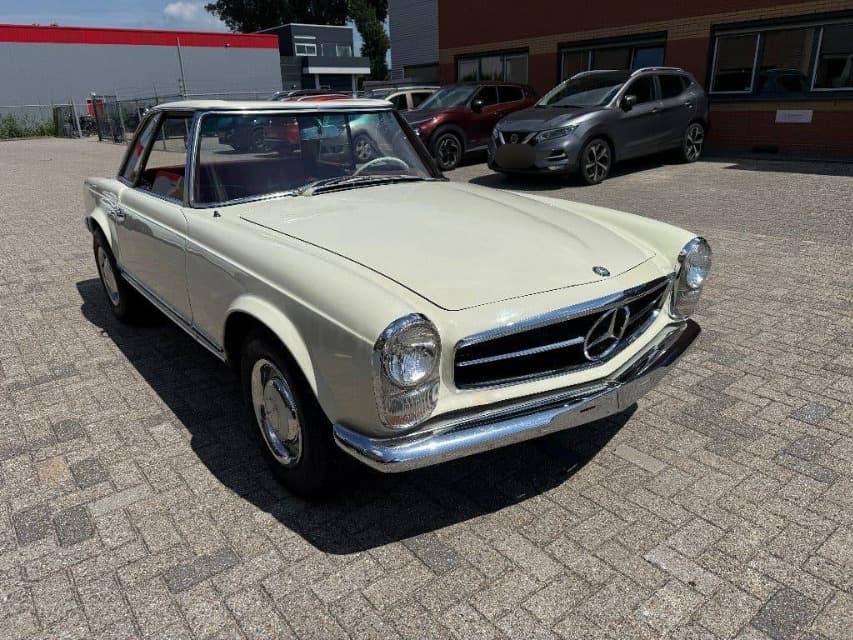 1967 Mercedes-Benz SL - 3