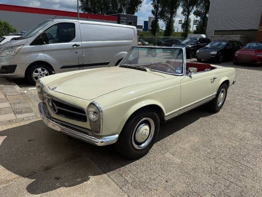 1967 Mercedes-Benz SL - 9