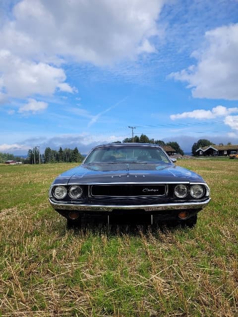1972 Dodge CHALLENGER - 2
