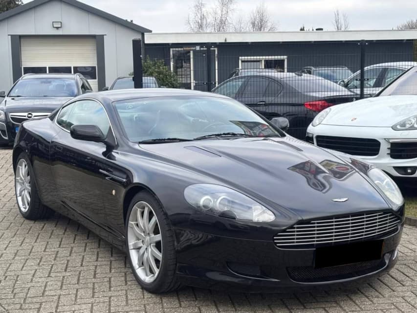 2005 Aston Martin DB9 - 3
