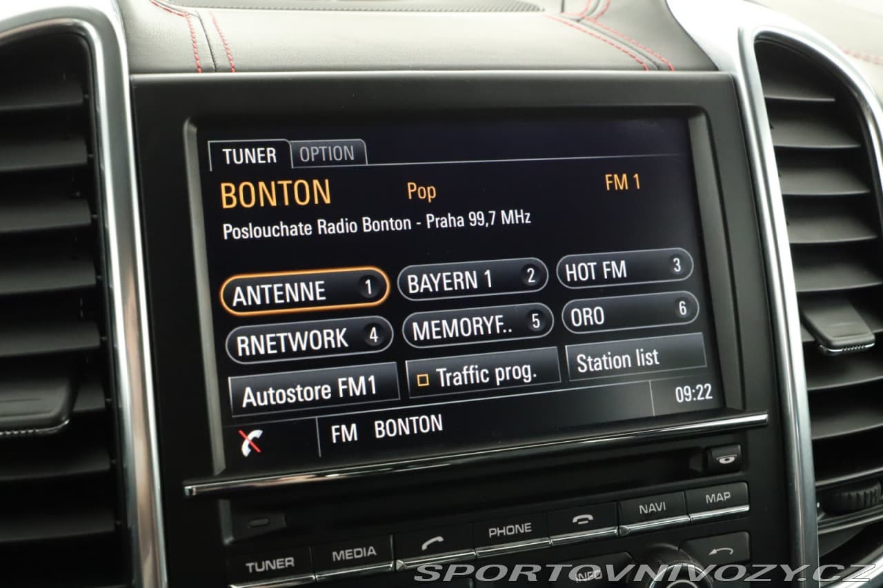 2013 Porsche CAYENNE - 10