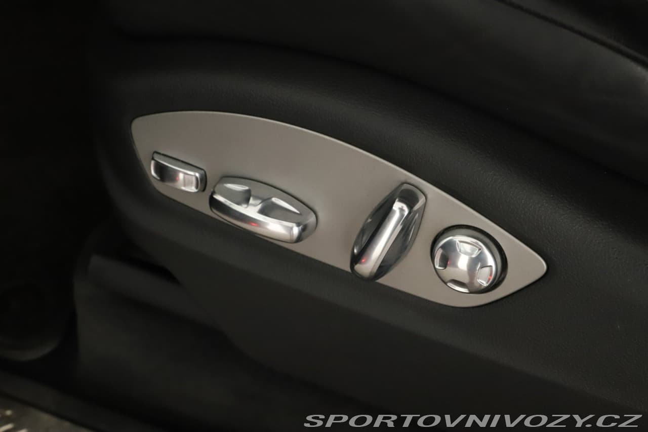 2013 Porsche CAYENNE - 15