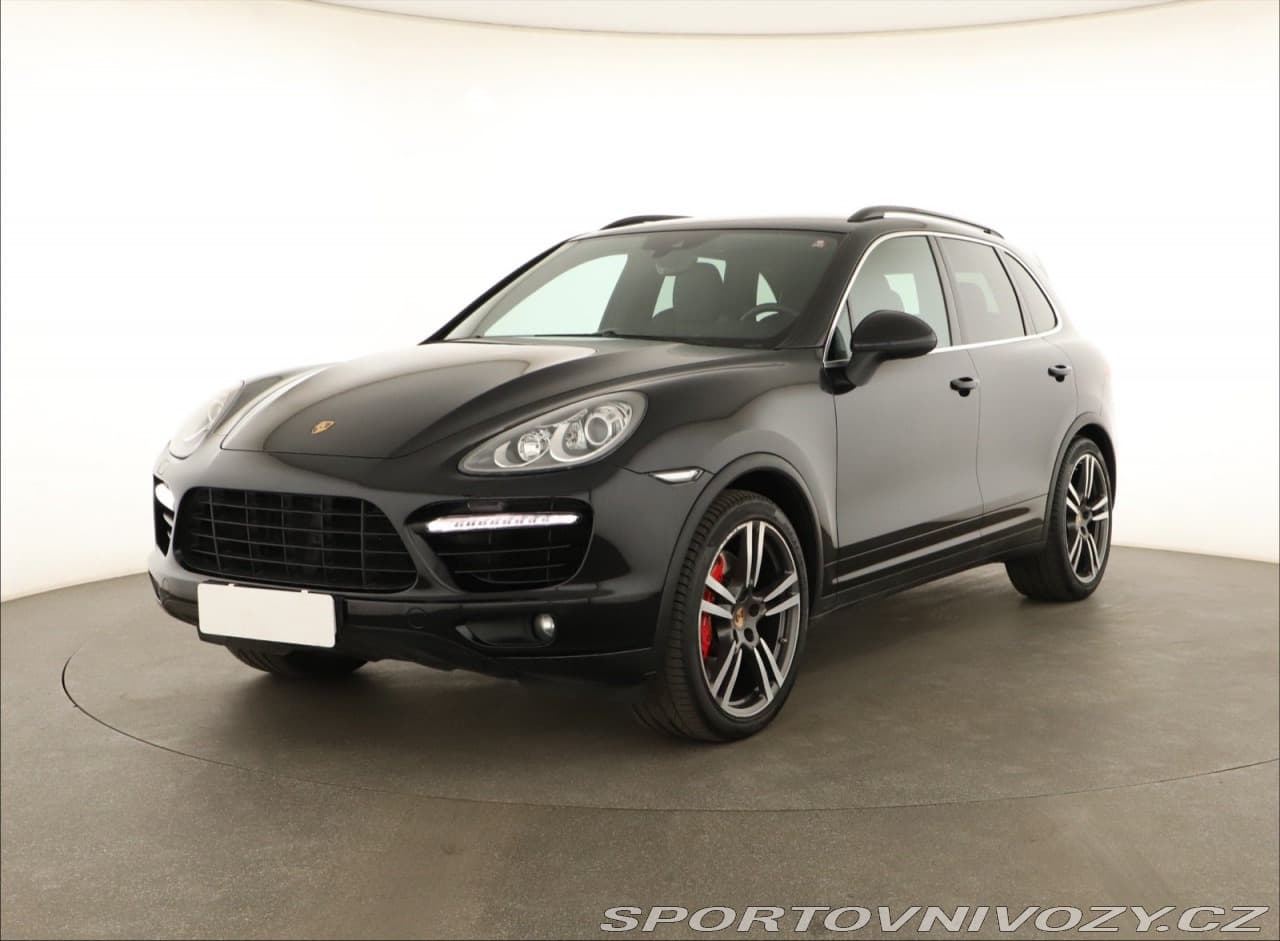 2013 Porsche CAYENNE - 2