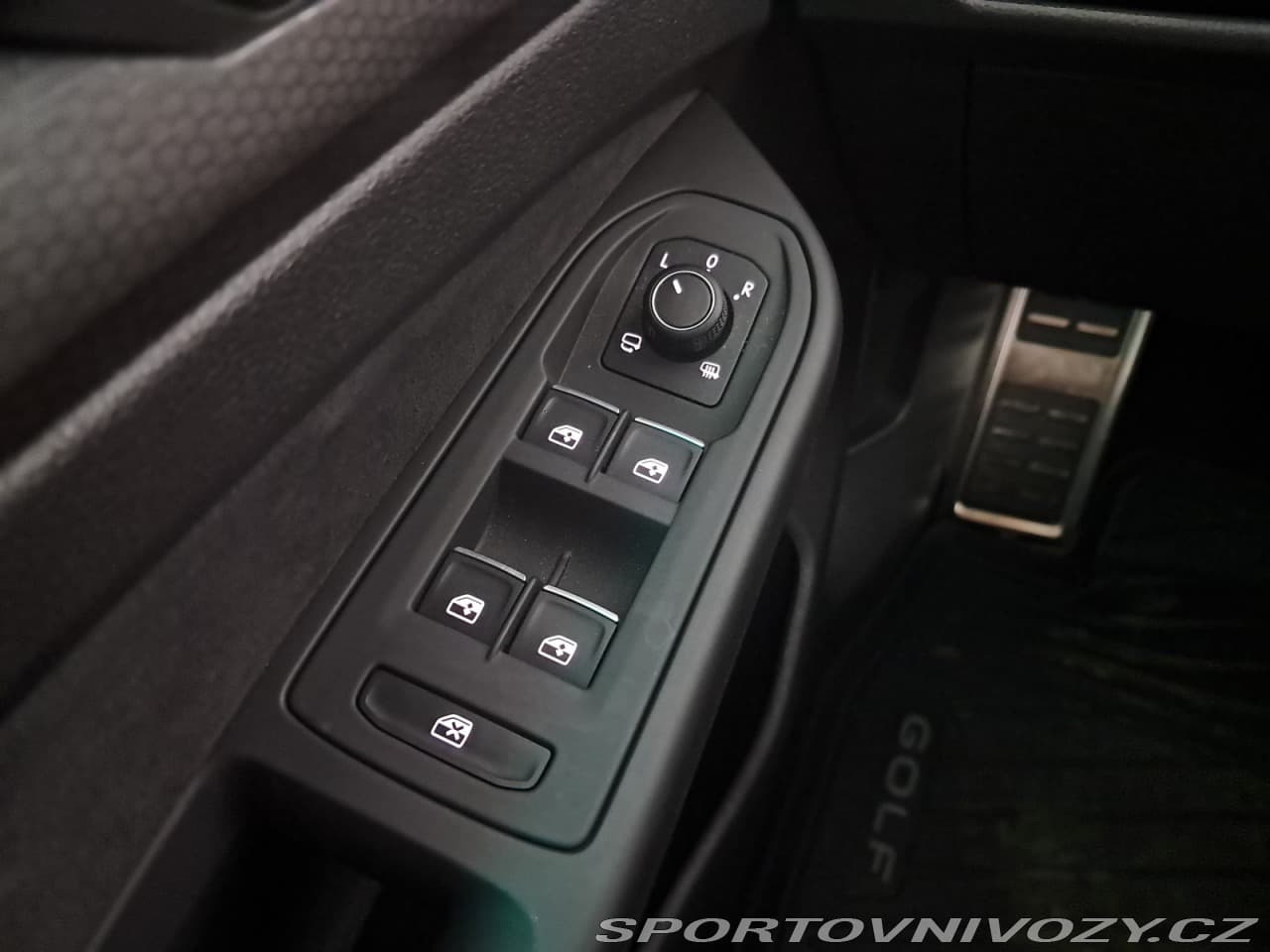 2024 Volkswagen GOLF - 39