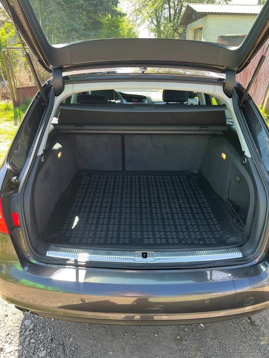 Audi A4 - 4