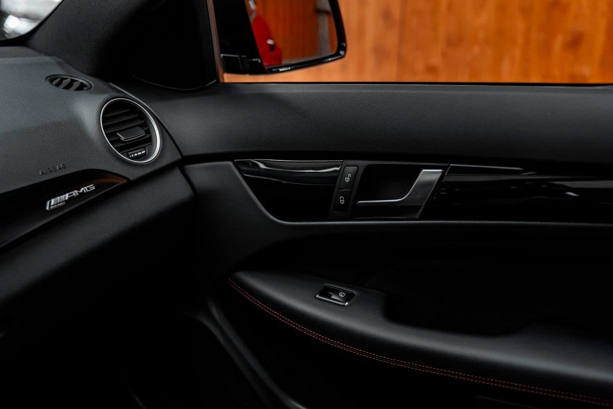 2012 Mercedes-Benz C-CLASS - 18