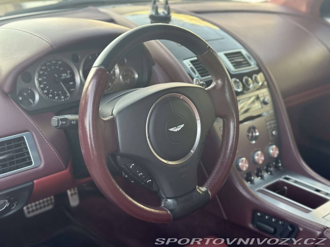 2007 Aston Martin DB9 - 10