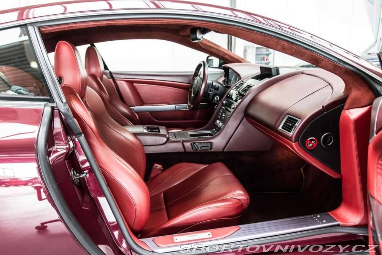2007 Aston Martin DB9 - 14
