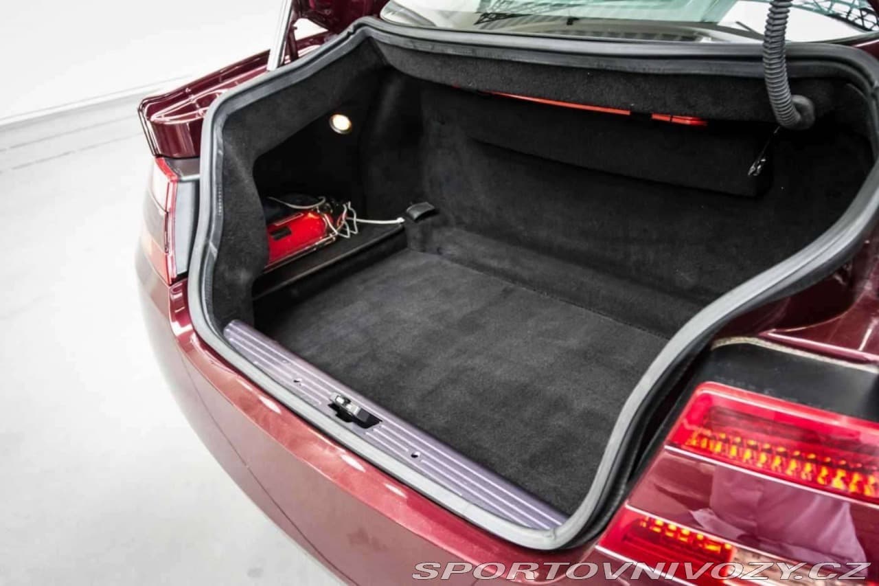 2007 Aston Martin DB9 - 15