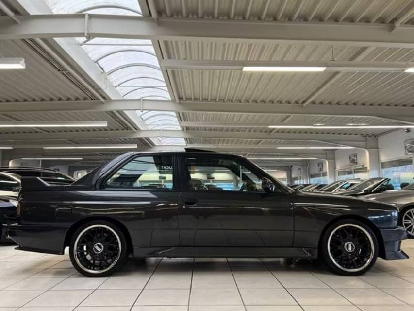 1987 BMW M3 - 5