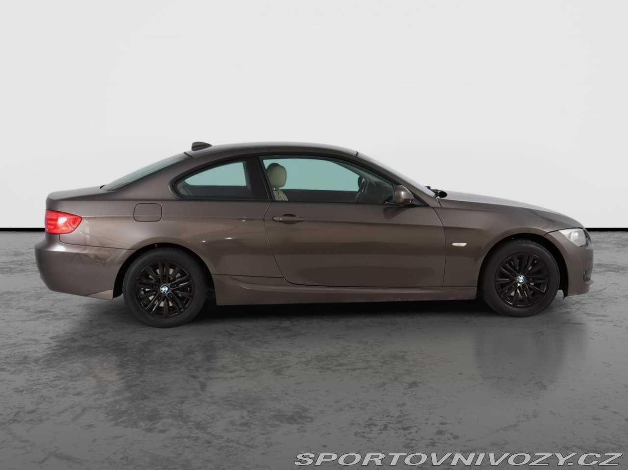 2010 BMW 3-SERIES - 6