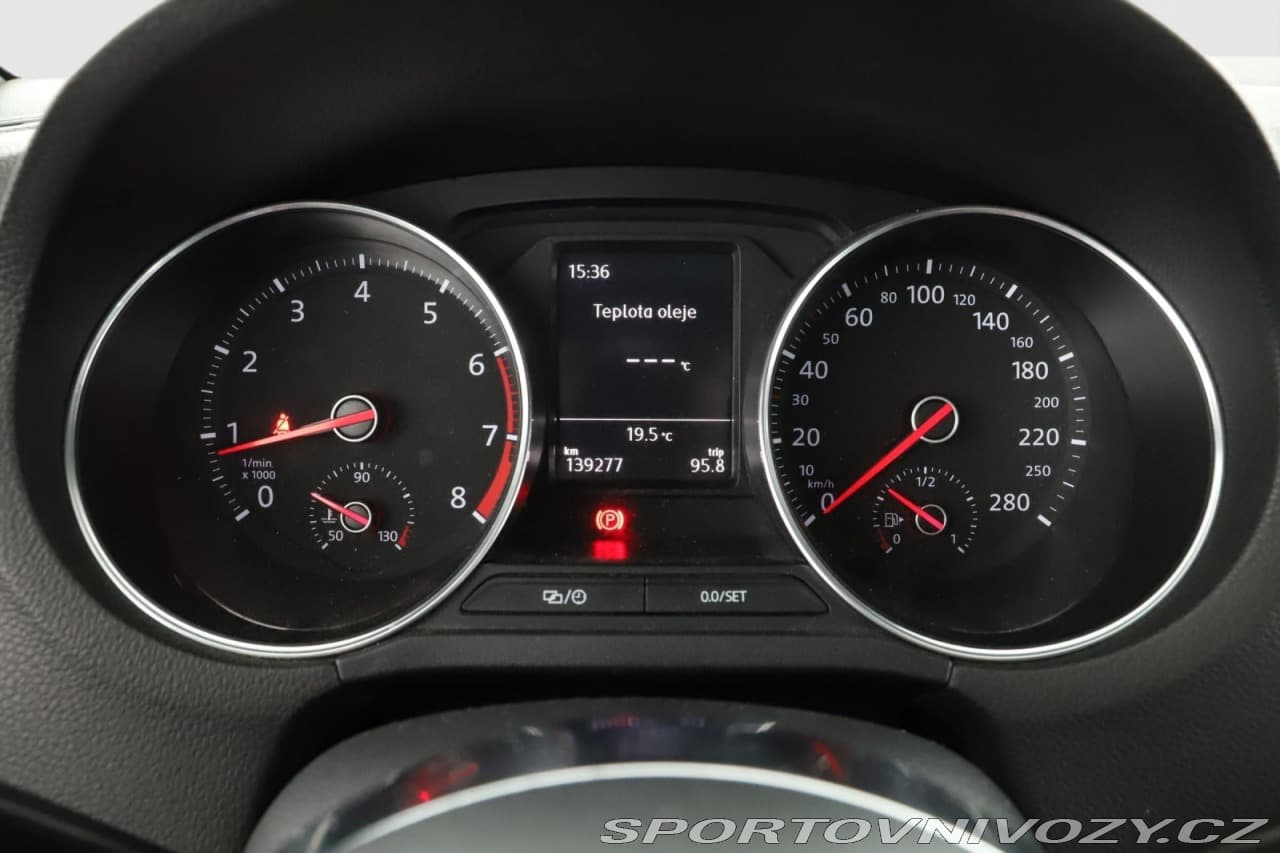 2015 Volkswagen POLO - 10
