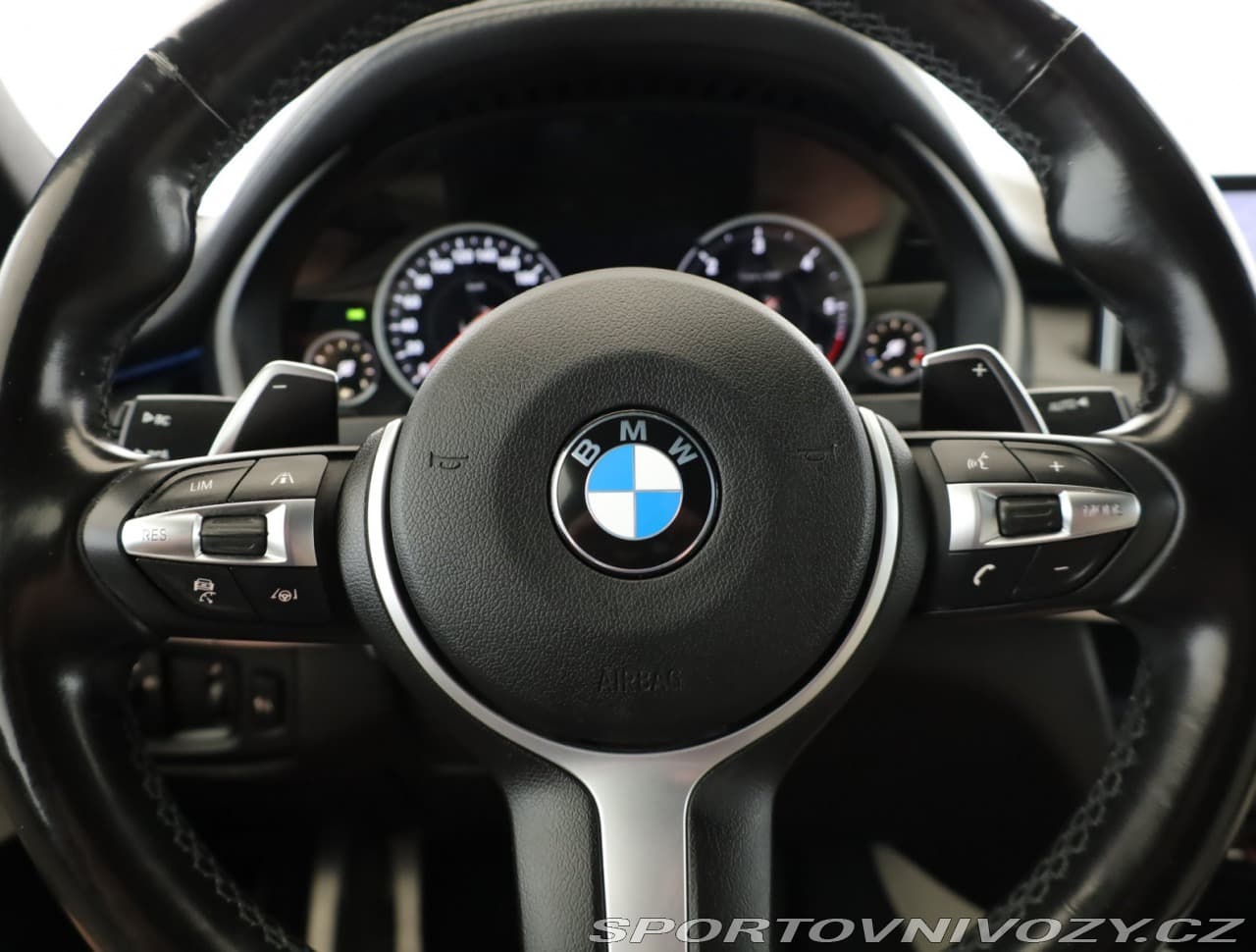 2017 BMW X6 - 8