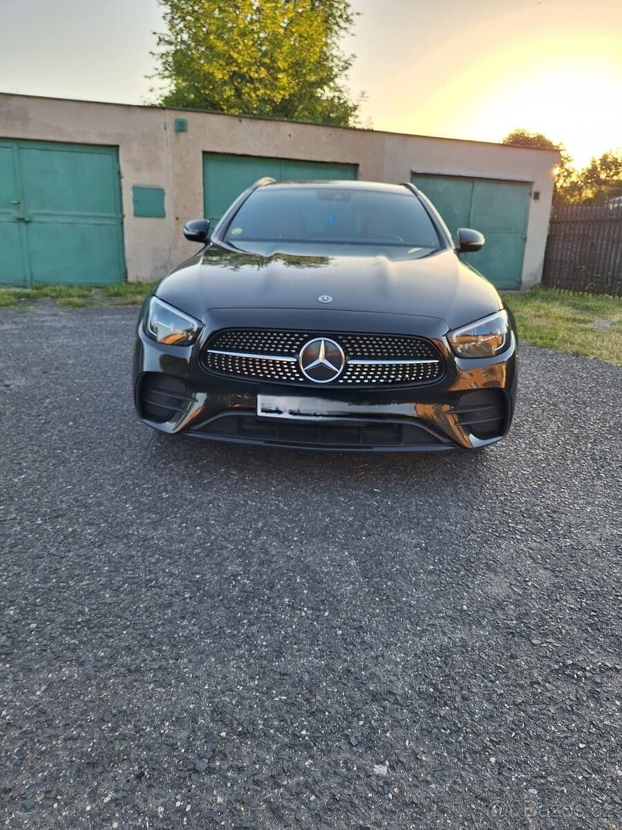 2021 Mercedes-Benz E-CLASS - 2