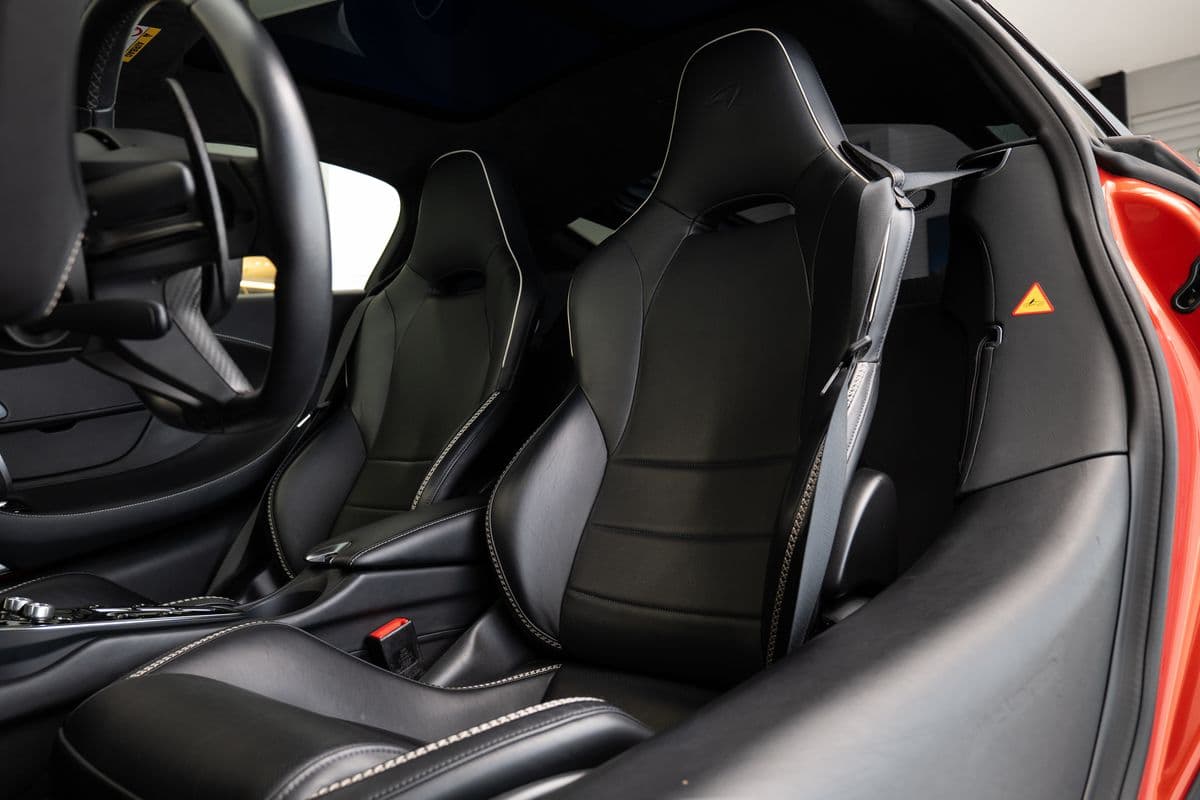 2022 McLaren OSTATNÍ - 7
