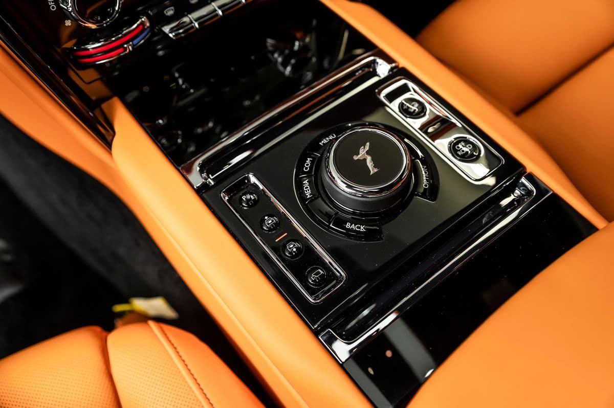 2023 Rolls-Royce CULLINAN - 17