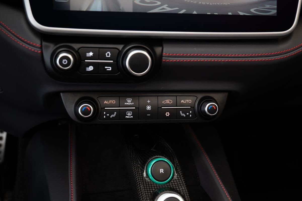2020 Ferrari PORTOFINO - 13