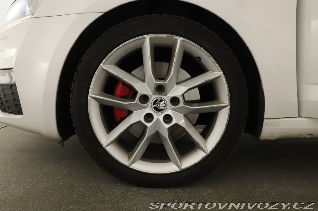2016 Škoda OCTAVIA - 11