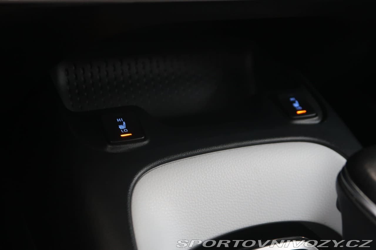 2021 Toyota COROLLA - 13