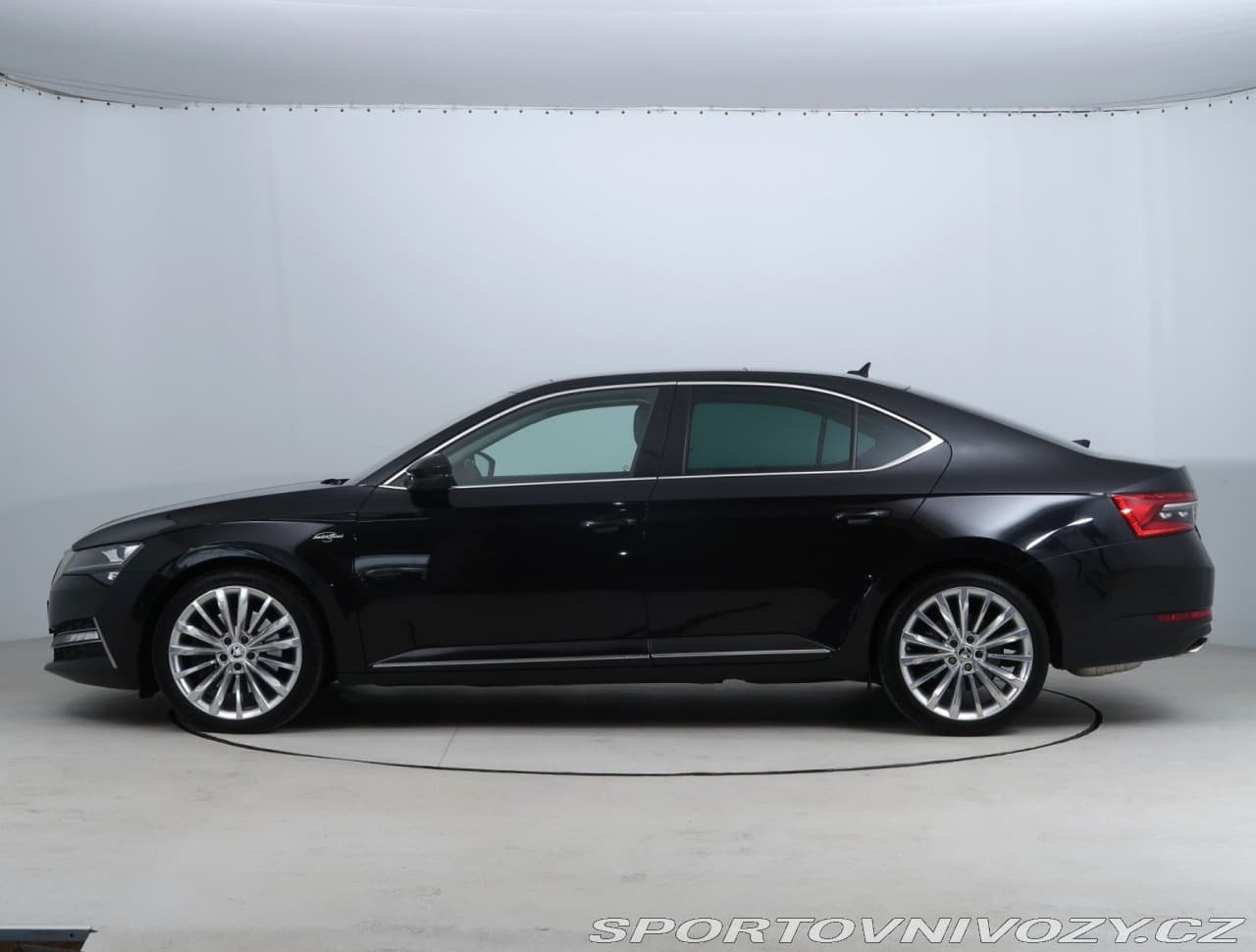 2020 Škoda SUPERB - 3