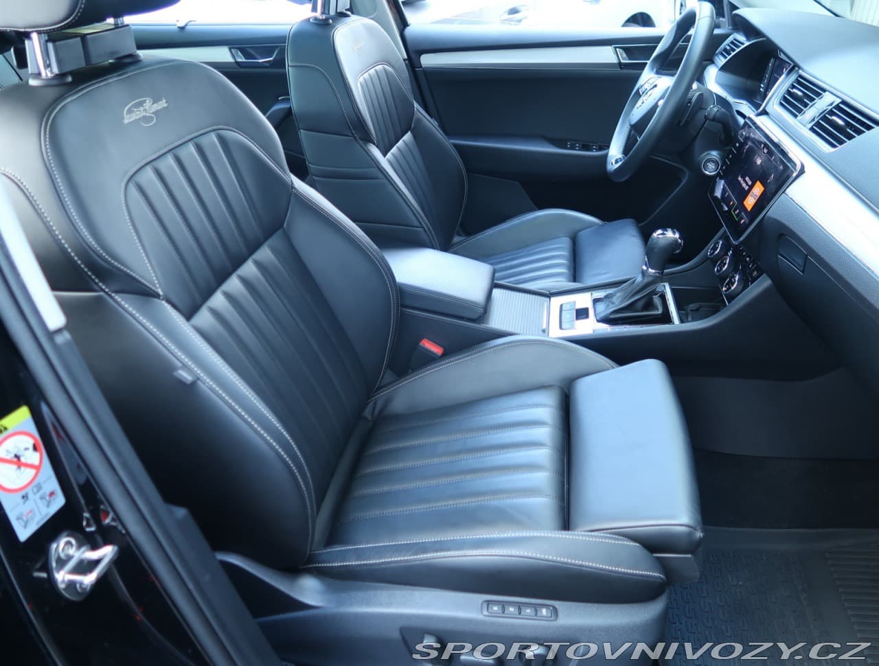 2020 Škoda SUPERB - 9