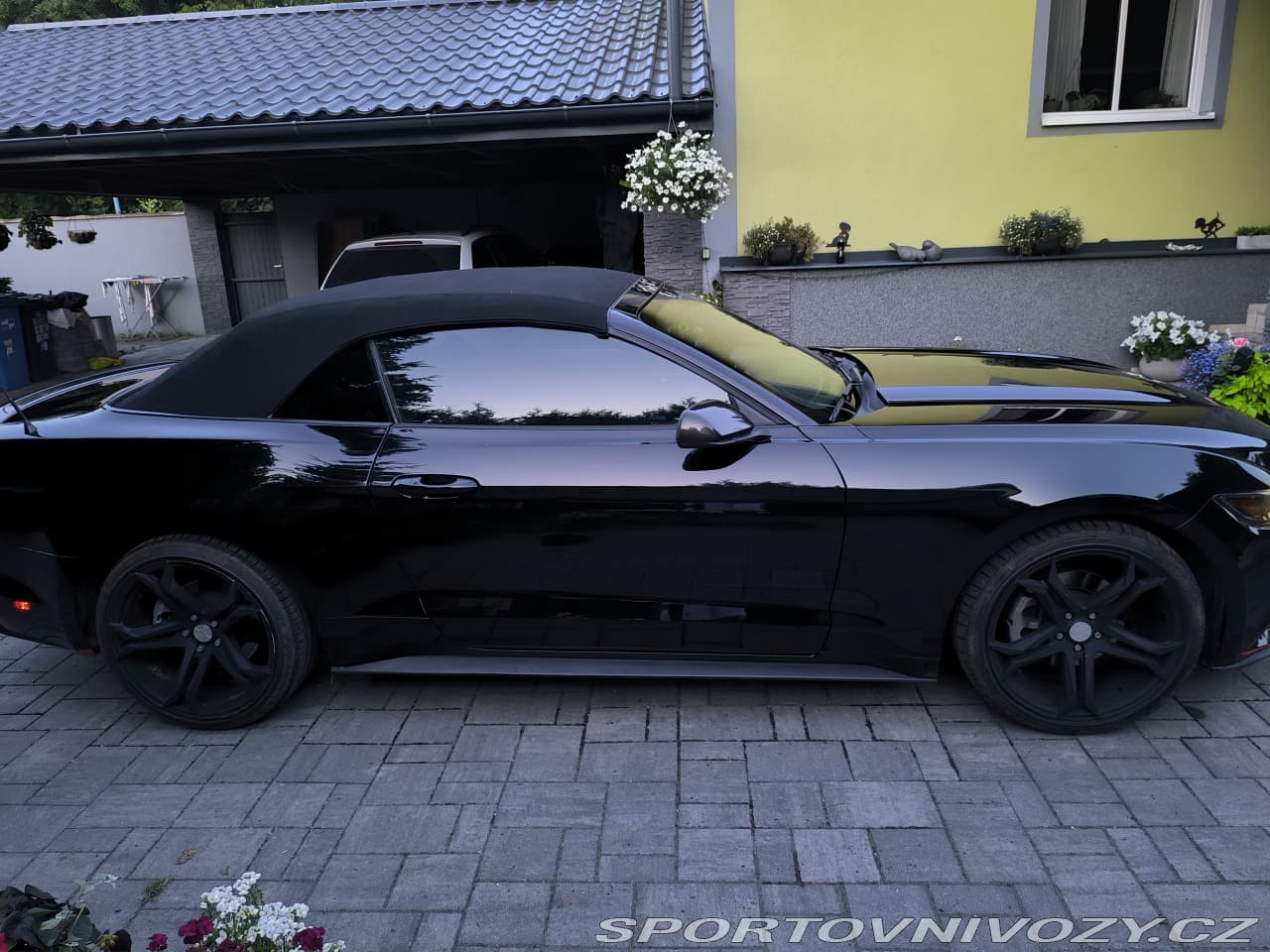 2016 Ford MUSTANG - 7