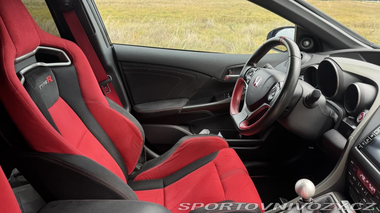 2016 Honda CIVIC - 17