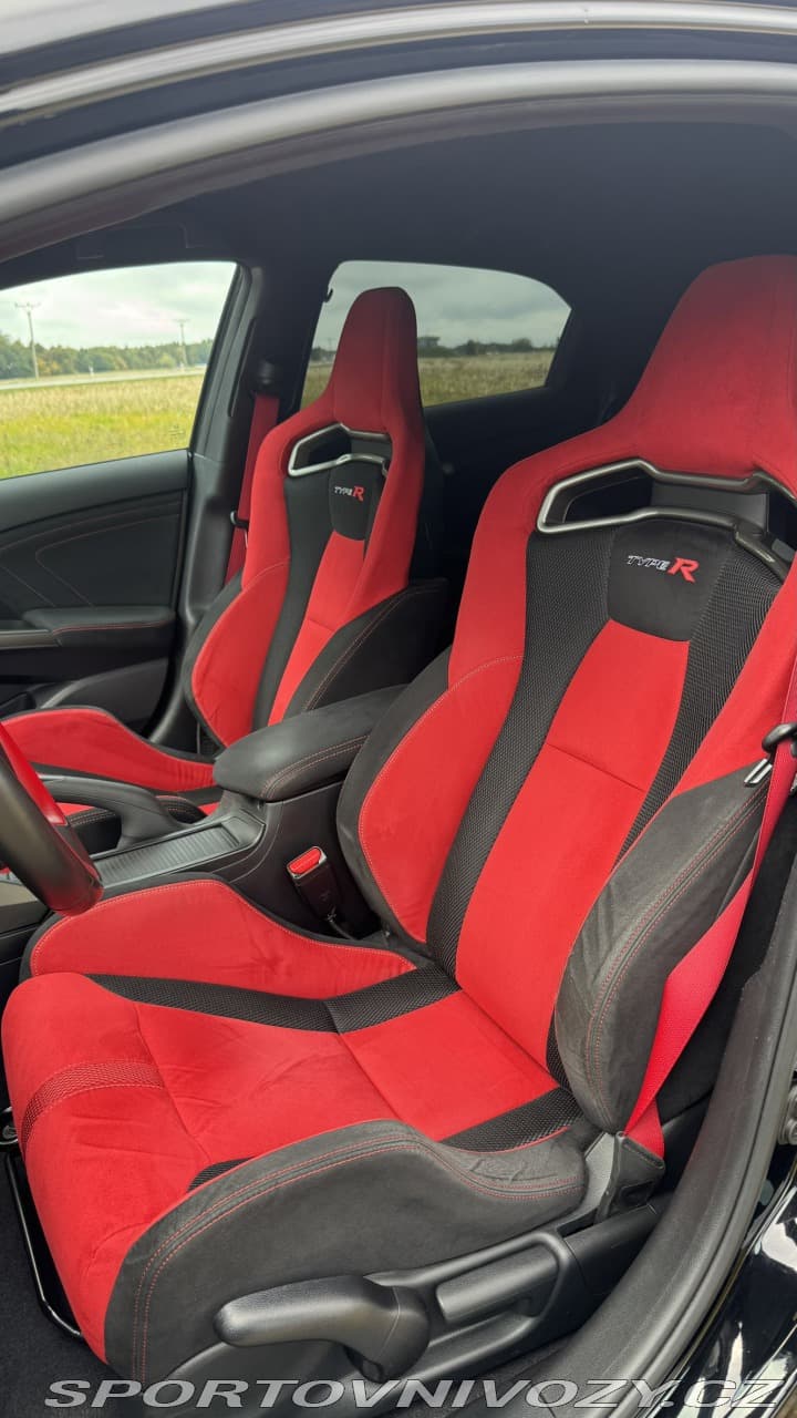 2016 Honda CIVIC - 19