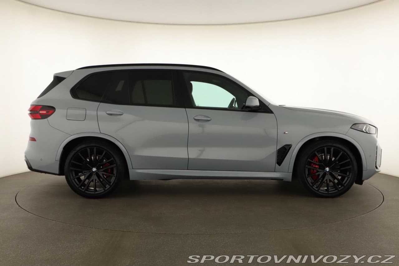 2025 BMW X5 - 6