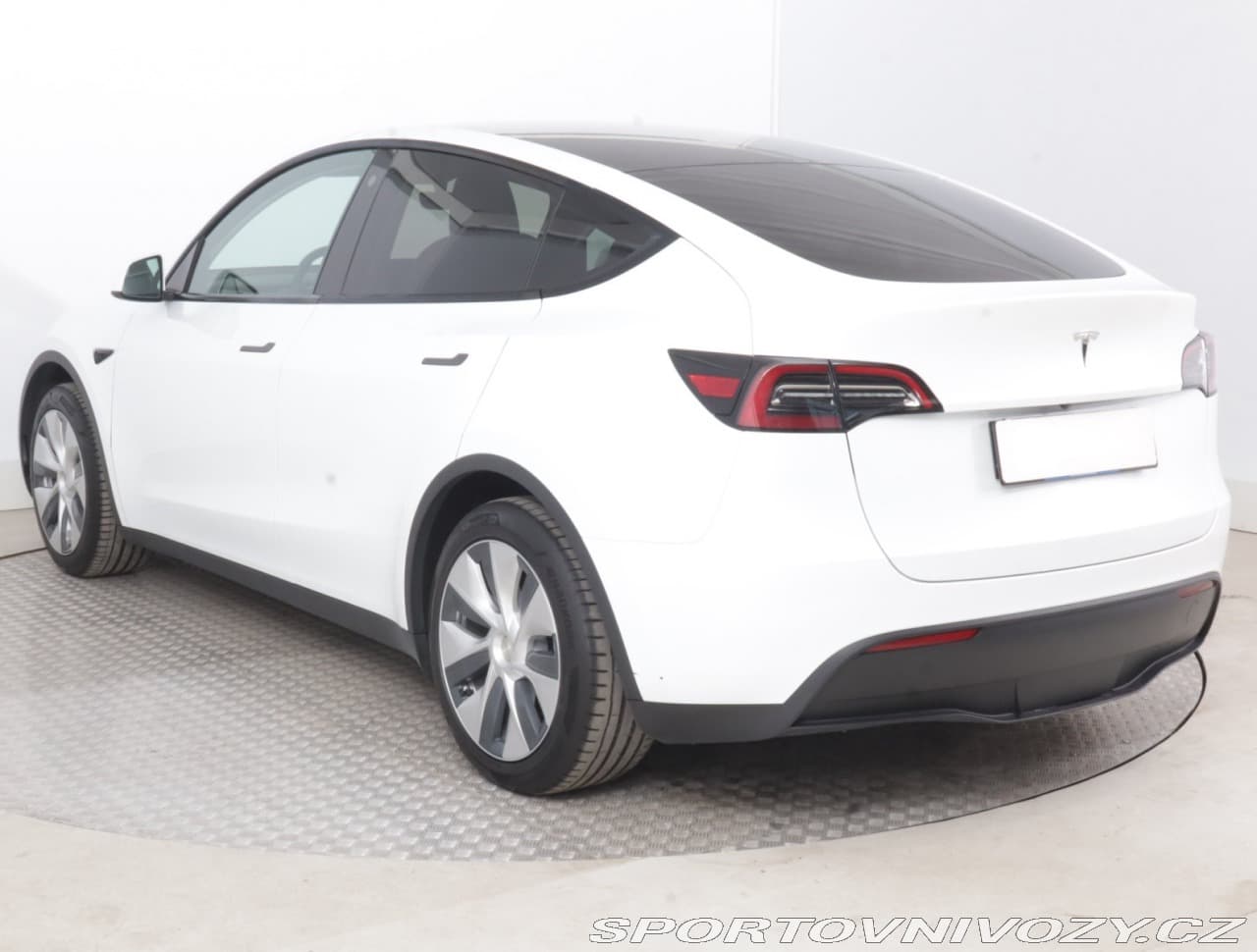 2023 Tesla MODEL Y - 4