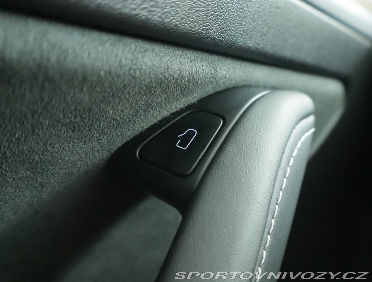 2023 Tesla MODEL Y - 19