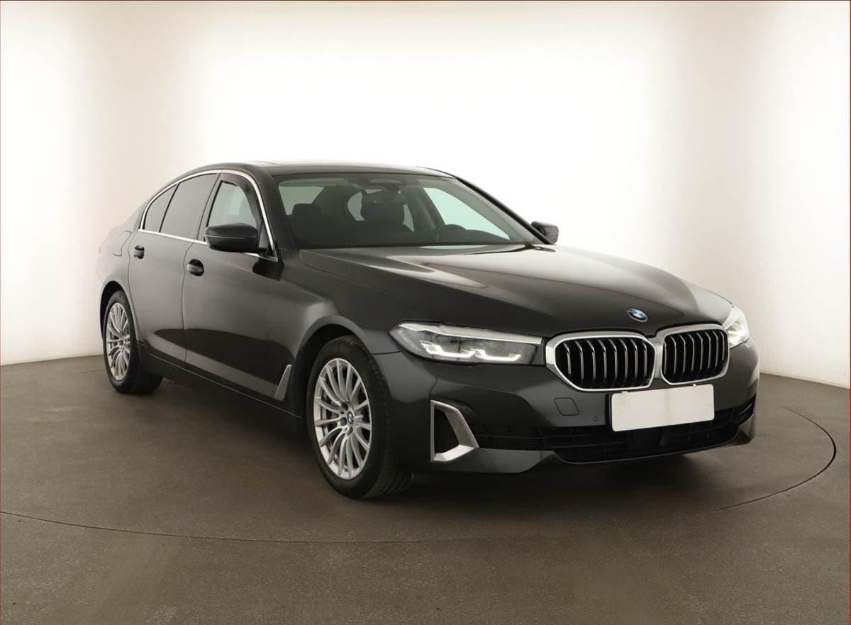 2023 BMW 5-SERIES