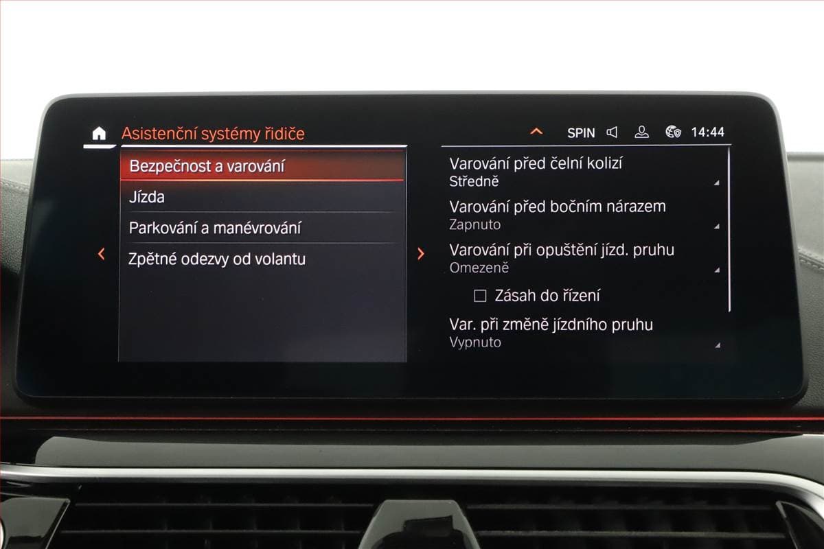 2023 BMW 5-SERIES - 17