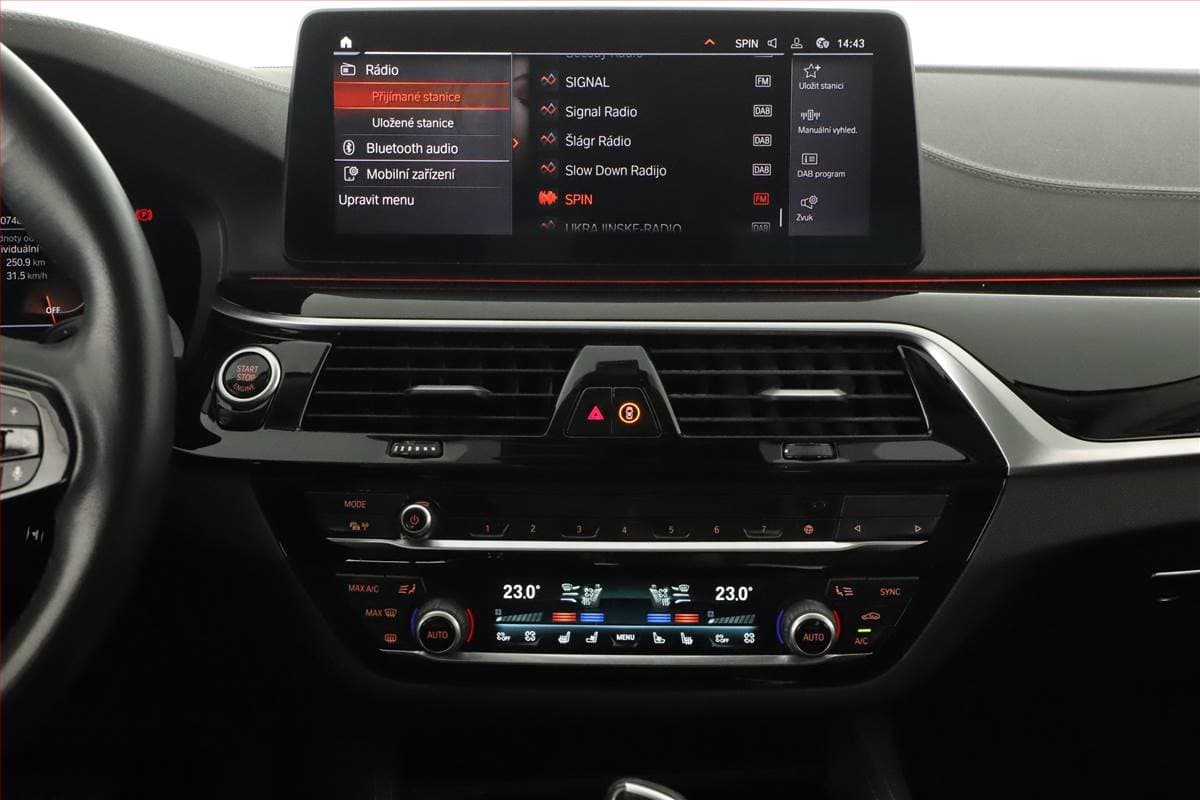 2023 BMW 5-SERIES - 9