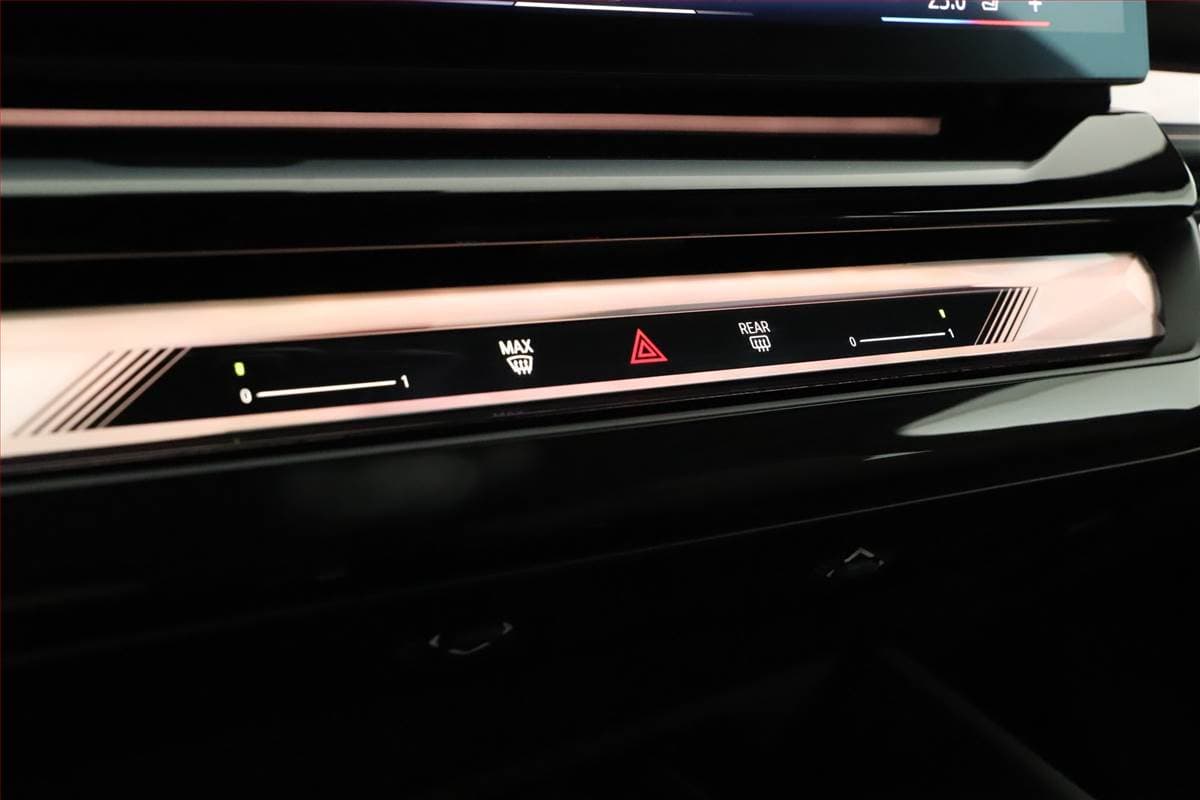 2025 BMW 5-SERIES - 16