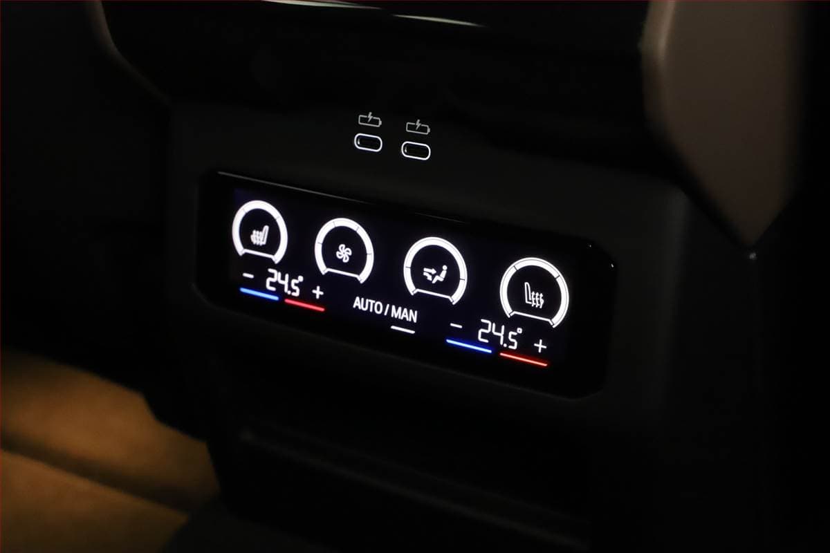 2025 BMW 5-SERIES - 20