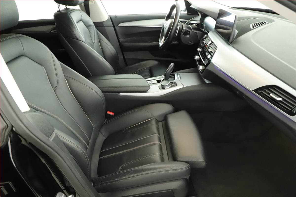 2022 BMW 6-SERIES - 7