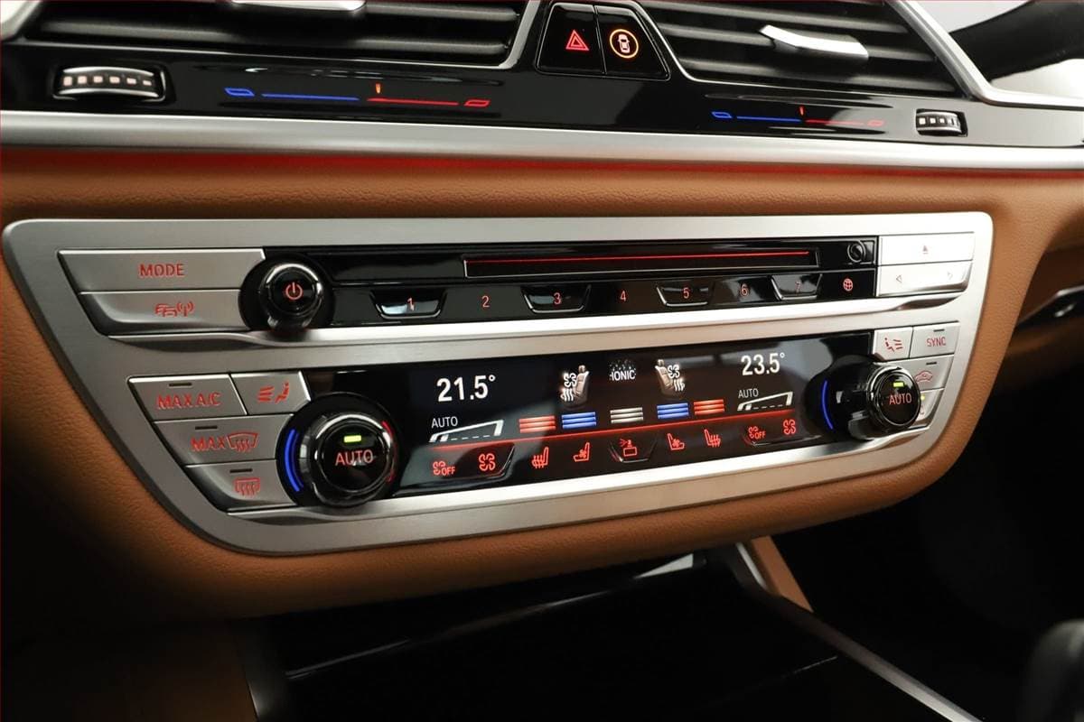 2019 BMW 7-SERIES - 13